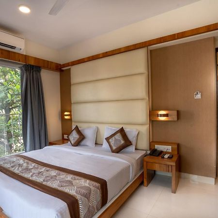 Home2 Suites And Service Apartments, Mumbai Airport Eksteriør bilde