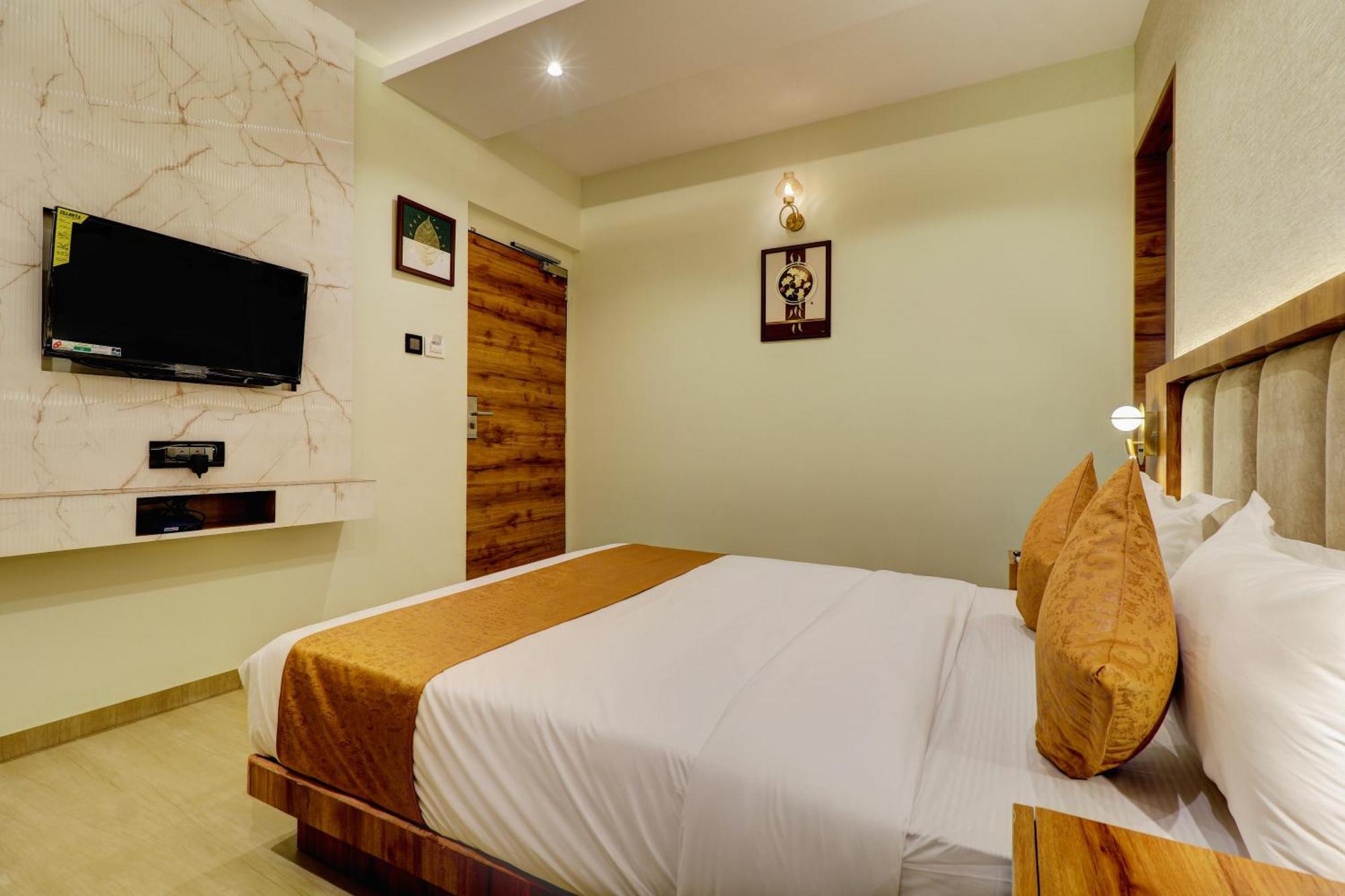 Home2 Suites And Service Apartments, Mumbai Airport Eksteriør bilde