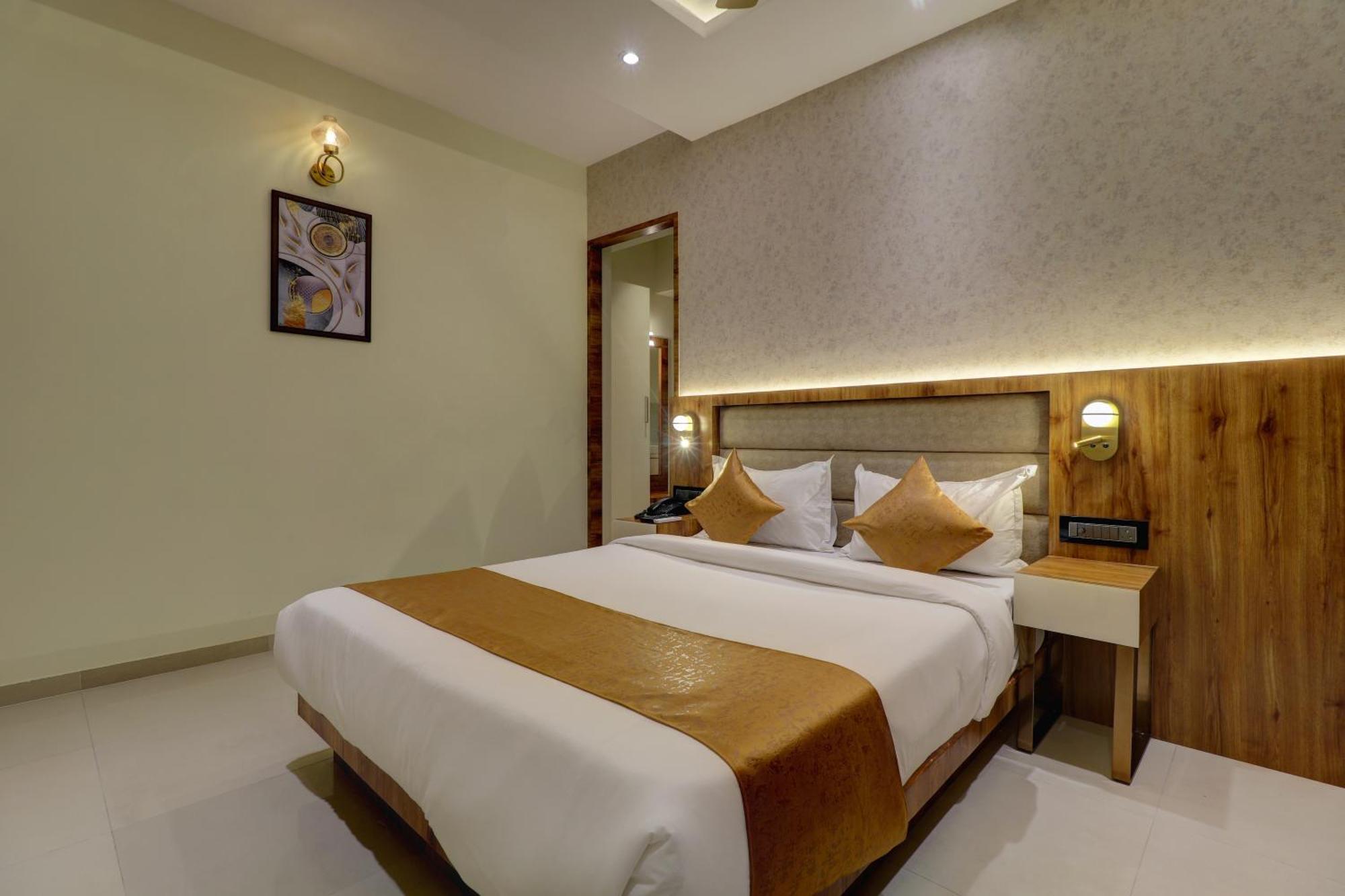 Home2 Suites And Service Apartments, Mumbai Airport Eksteriør bilde
