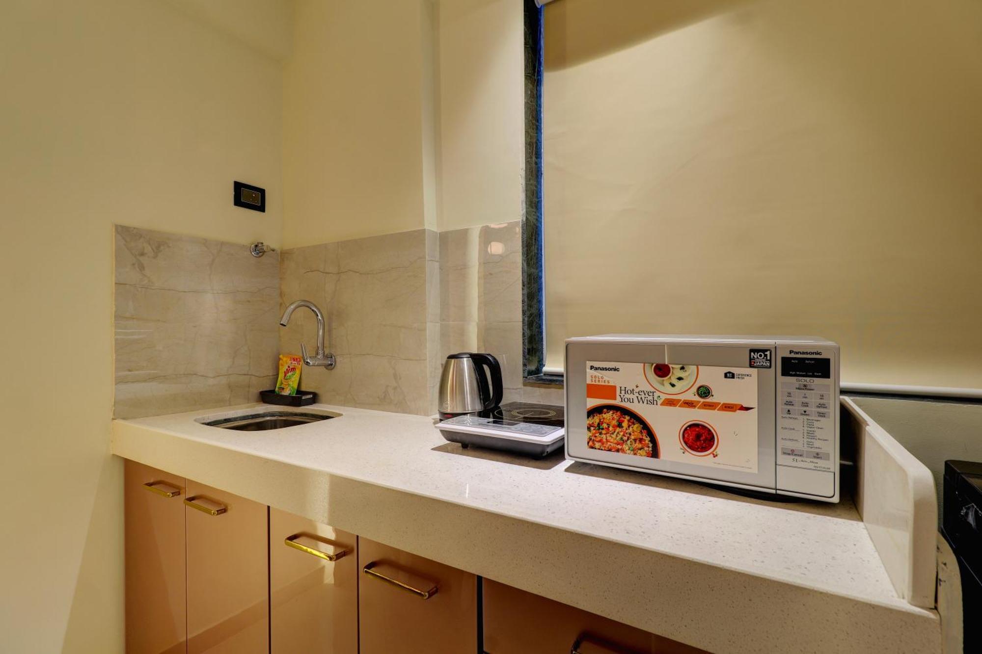 Home2 Suites And Service Apartments, Mumbai Airport Eksteriør bilde