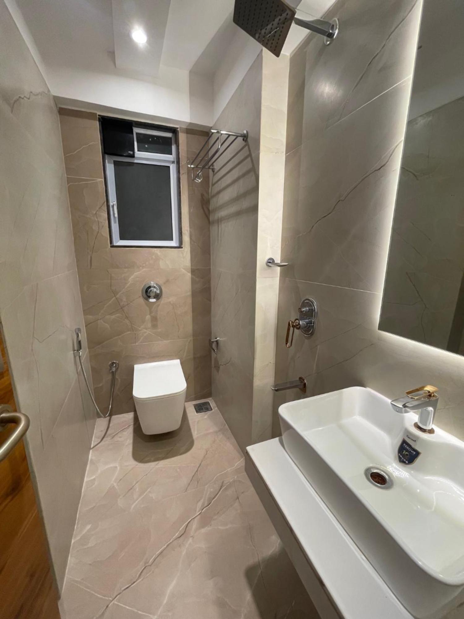 Home2 Suites And Service Apartments, Mumbai Airport Eksteriør bilde